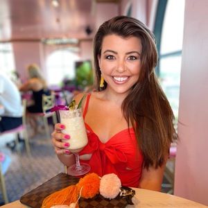 Meet your Posher, Sydney